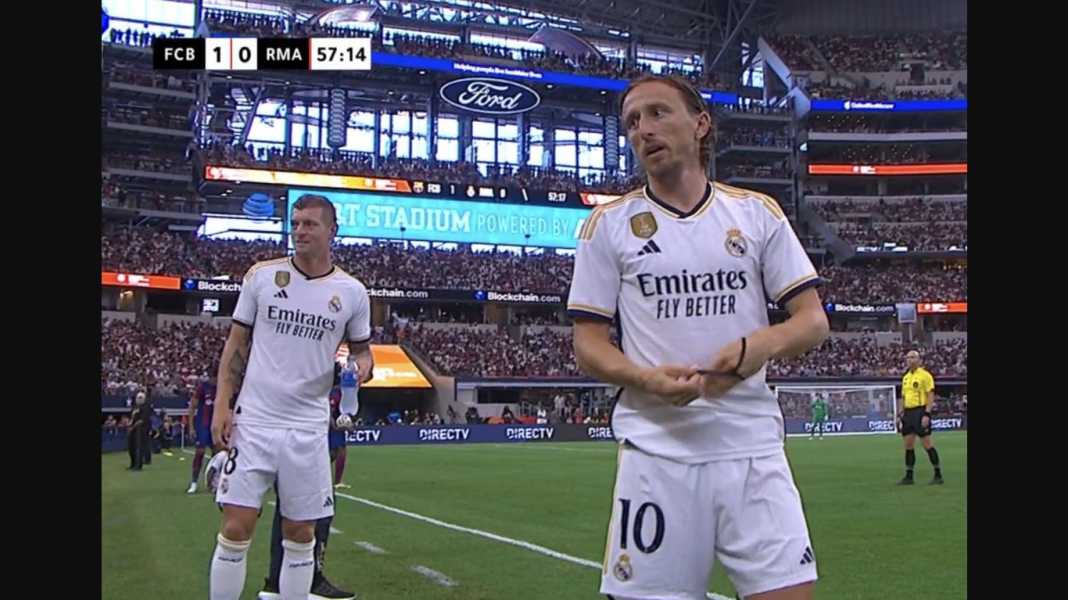 Toni Kroos, Luka Modric saat melawan Barcelona Toni Kroos, Luka Modric Jadi Bala Bantuan Real Madrid Atasi Barcelona