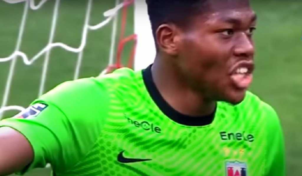 Alasan Manchester United Ingin Rekrut Zion Suzuki