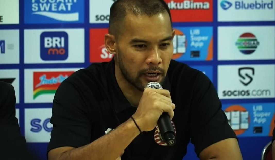 Andritany Ardhiyasa Sedang Konferensi Pers Persija Jakarta Mulai Diragukan, Andritany Ardhiyasa Bilang Apa?