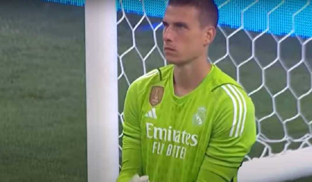 Andriy Lunin Saat Mengawal Gawang Real Madrid Curi Perhatian di Laga Athletic Bilbao vs Real Madrid, Andriy Lunin Bakal Jadi Kiper Nomor Satu Nih