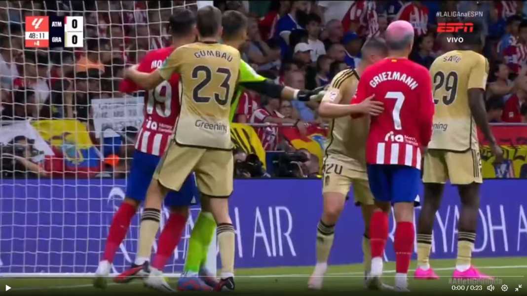 Beberapa detik sebelum gol Alvaro Morata ke gawang Granada Atletico Menang, Alvaro Morata Terlihat Ingin Pecahkan Rekor Gol Musim Lalu