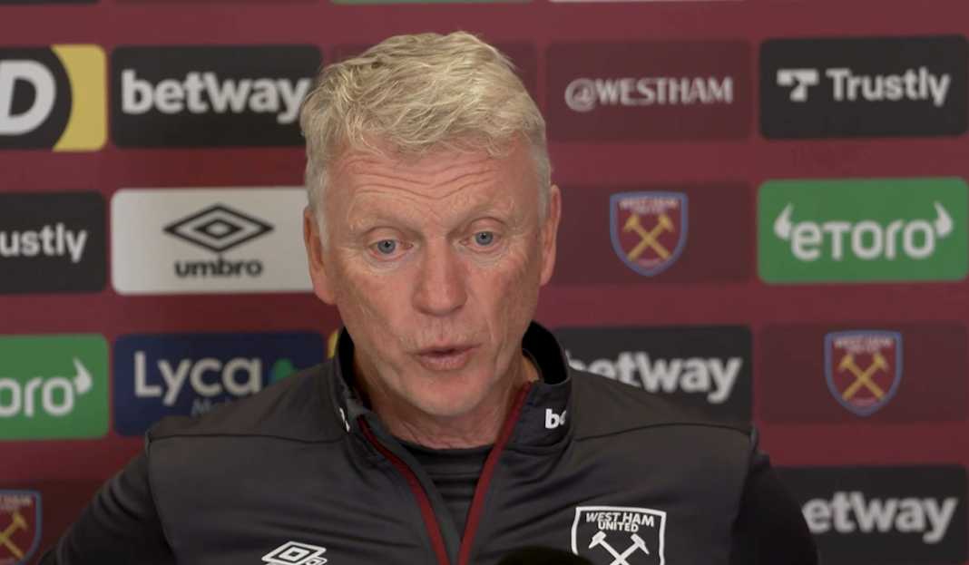 David Moyes dalam konferensi pers West Ham David Moyes Sebut Edson Alvarez Belum Siap Tampil Bagi West Ham di Laga Pembuka Liga
