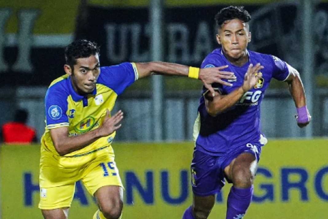Duel Barito Putera vs Persik Kediri - sumber foto PersikfcKediri Duel Barito Putera vs Persik Kediri - sumber foto PersikfcKediri