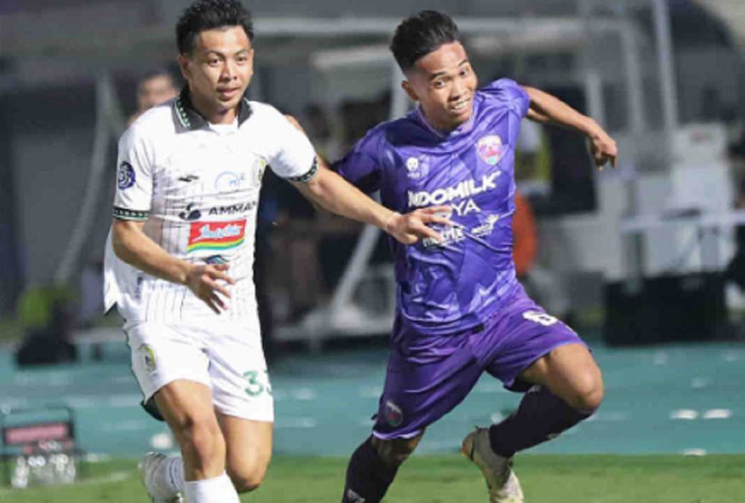 Duel Persita Tangerang vs PSS Sleman - sumber foto Twitter PersitaJuara Duel Persita Tangerang vs PSS Sleman - sumber foto Twitter PersitaJuara