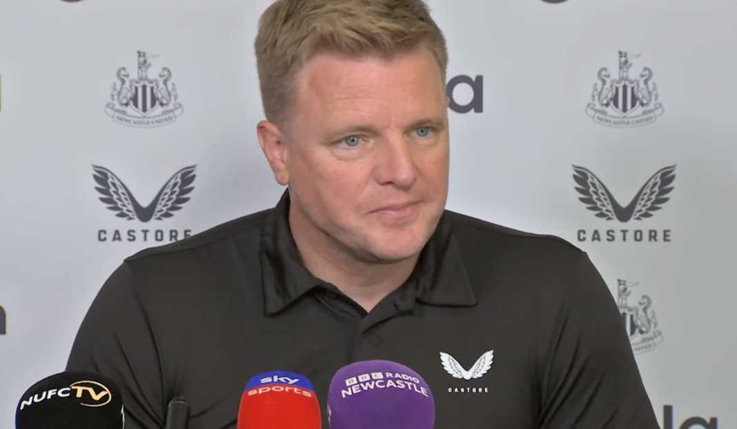 Eddie Howe di konferensi pers Newcastle United Eddie Howe Bertekad Bungkam Keraguan Jelang Laga Pembuka Kontra Aston Villa