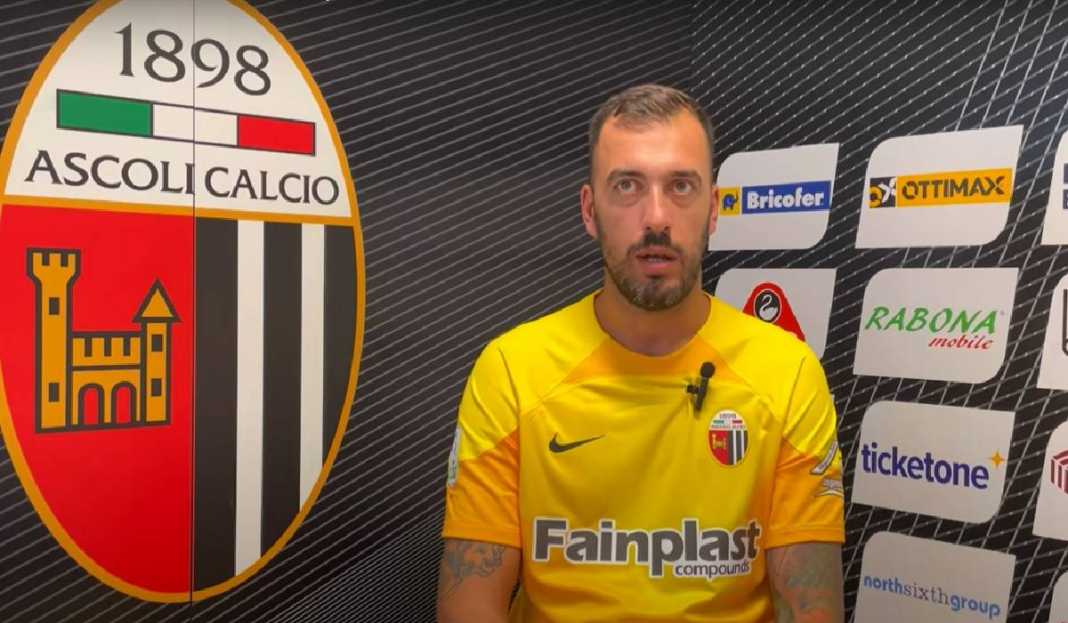 Emiliano Viviano Lazio Butuh Kiper, Maurizio Sarri Ingin Angkut dari Klub Serie B