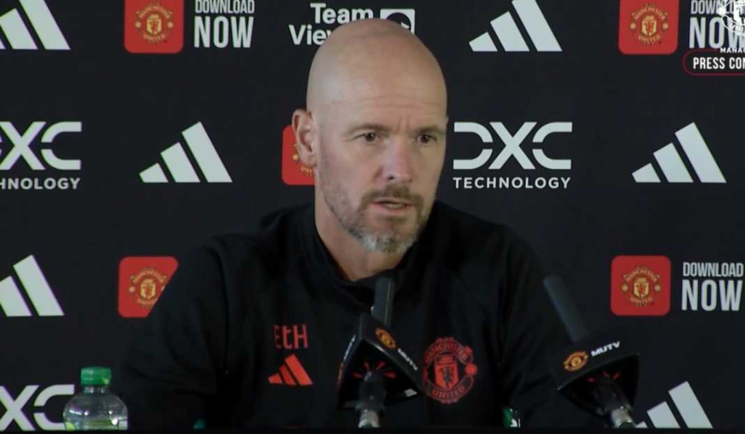 Erik ten Hag dalam konferensi pers United Erik ten Hag Ungkap Kondisi Skuad Manchester United Jelang Laga Pembuka Liga Inggris