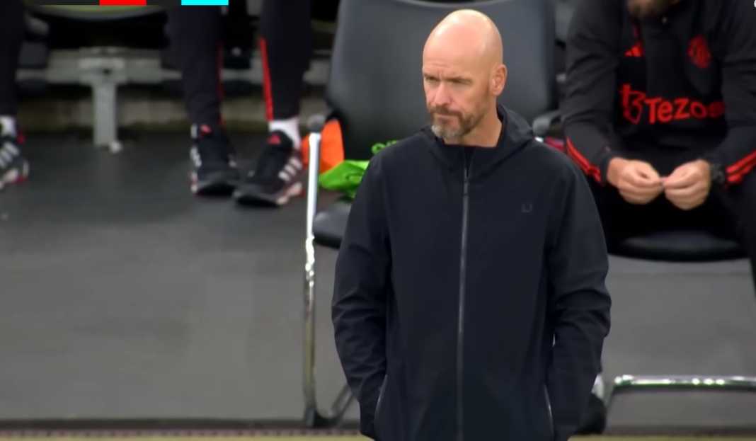 Erik ten Hag saat mendampingi timnya melawan Bilbao Manchester United Garap Empat Pembicaraan Transfer, Empat Keluar, Dua Masuk