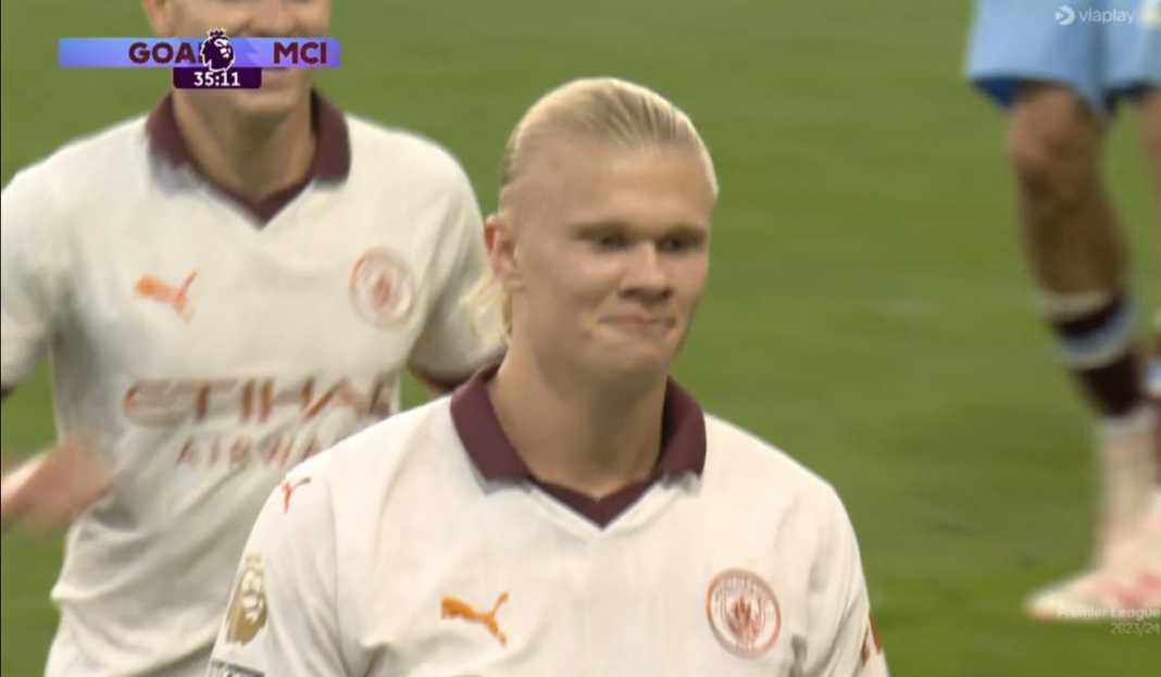 Erling Haaland usai cetak gol kedua melawan Burnley Prediksi Liga Inggris : Peluang The Magpies Perbaiki Rekor Melawan Manchester City