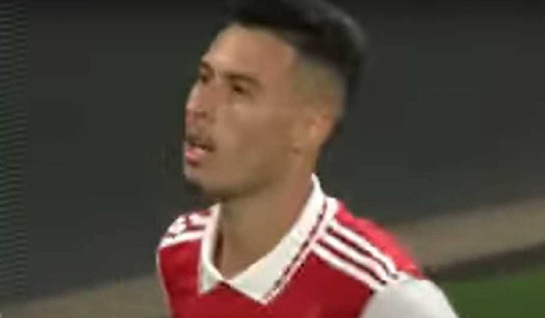 Gabriel Martinelli Tampil untuk Arsenal Gabriel Martinelli Dapat Peringatan dari Mikel Arteta, Emang Kenapa?