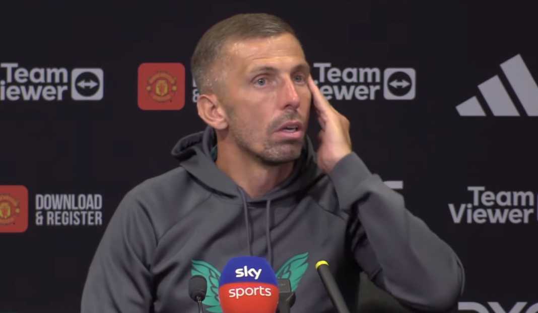 Gary O'Neil dalam konferensi pers Wolves Gary O'Neil Akui Sulit Terima Kekalahan, Klaim Wolves Harusnya Layak Dapat Penalti