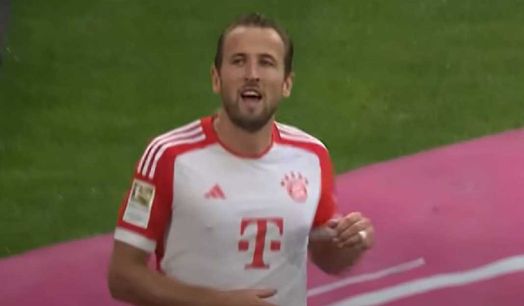 Harry Kane Selebrasi Gol di Laga Bayern Munchen vs Ausgburg Sudah 3 gol dan 1 Assist, Ini Rahasia Harry Kane Cepat Beradaptasi di Bayern Munchen