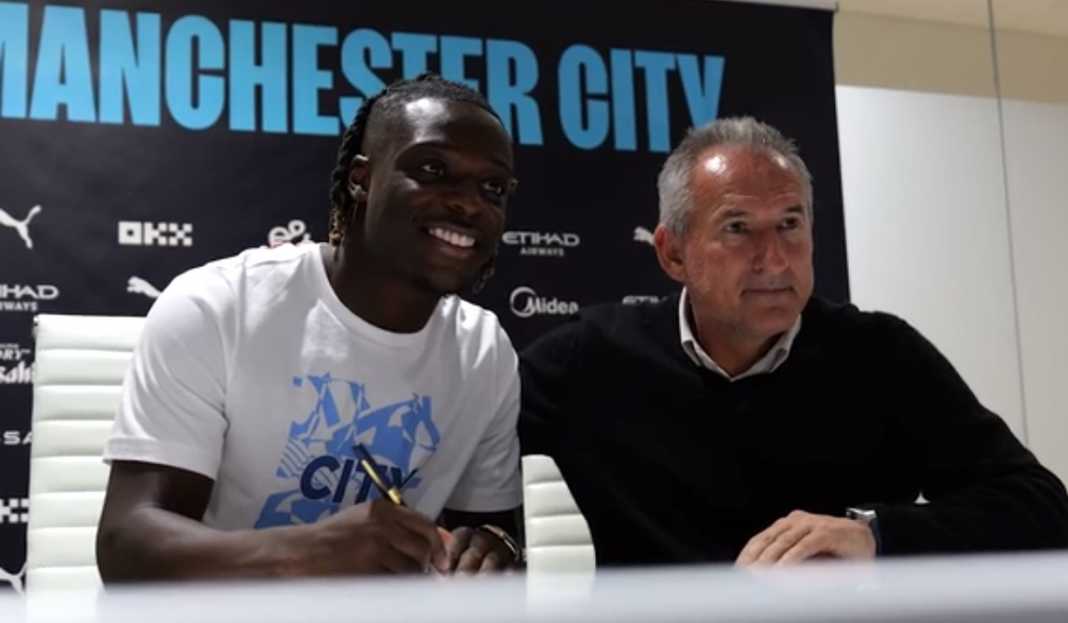 Jeremy Doku menandatangani kontrak di Manchester City Pujian De Bruyne, Henry, Hingga Mbappe Untuk Rekrutan Anyar Manchester City, Doku