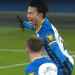 Kaoru Mitoma usai mencetak gol untuk Brighton