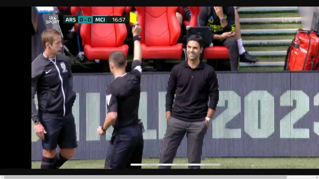 Kartu kuning bagi Mikel Arteta Banjir Kartu Kuning! Termasuk Untuk Manajer Arsenal di Laga Community Shield