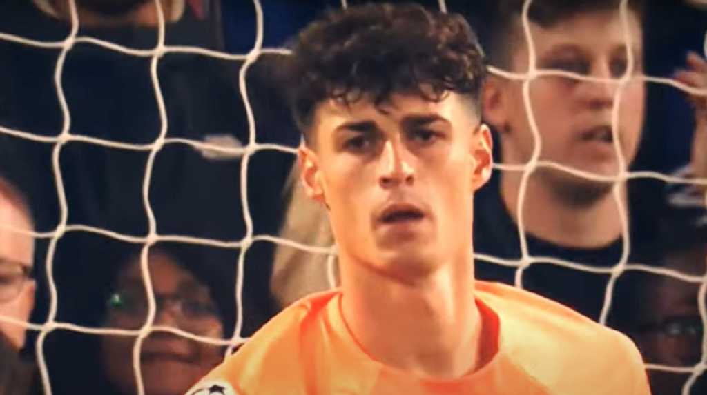 Kepa Arrizabalaga dalam sebuah laga yang dimainkan Chelsea