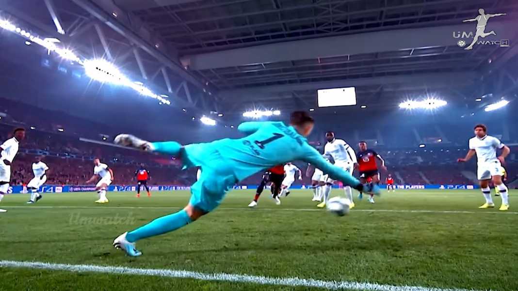 Kiper Chelsea menyelamatkan gawangnya Perkenalkan Kiper Anyar Real Madrid, Bukan De Gea, Bukan Bono, Bukan Navas