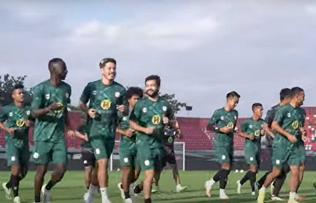 Latihan Barito Putera Jelang Laga Latihan Barito Putera Jelang Laga