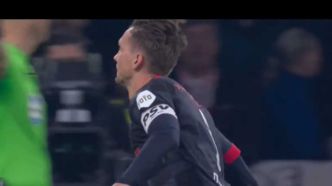 Luuk de Jong, PSV Eindhoven Bekas Pemain Barcelona Cetak Gol di Liga Champions Tadi Malam, Selamatkan Timnya