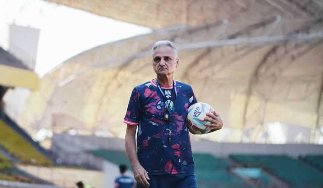 Mariam Mihail Pimpin Latihan Jelang PSS Sleman Lawan Persikabo PSS Sleman 4 Laga Beruntun Tanpa Kalah, Marian Mihail Ungkap Kuncinya