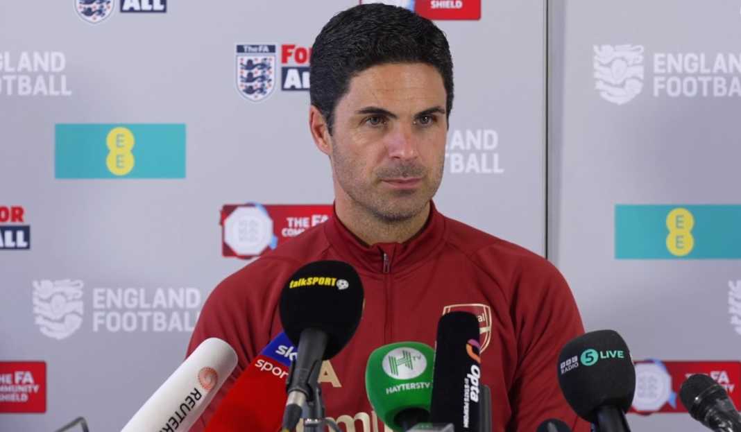 Mikel Arteta dalam konferensi pers Arsenal Mikel Arteta Ungkap Bagaimana Cara Arsenal Akan Keluarkan Kualitas Terbaik Declan Rice