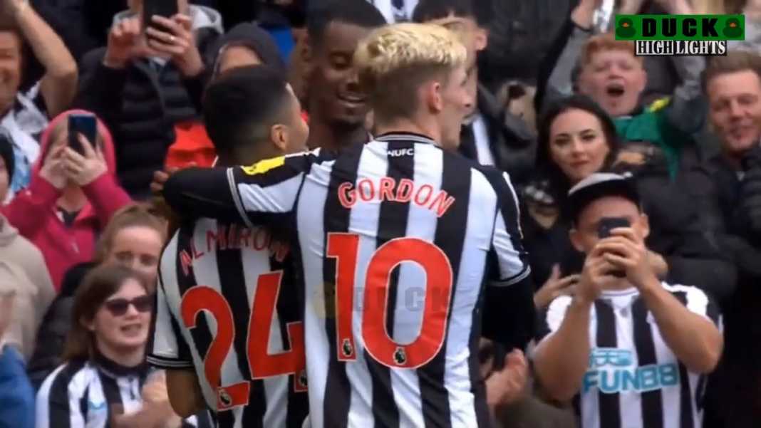 Perayaan gol Miguel Almiron Newcastle United Tidak Terkalahkan di Pramusim Sejauh Ini, Terakhir Kalahkan Fiorentina