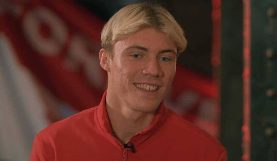 Rasmus Hojlund dalam wawancara dengan MUTV Rasmus Højlund Siap Berdarah-Darah Demi Bantu Manchester United Menangi Trofi