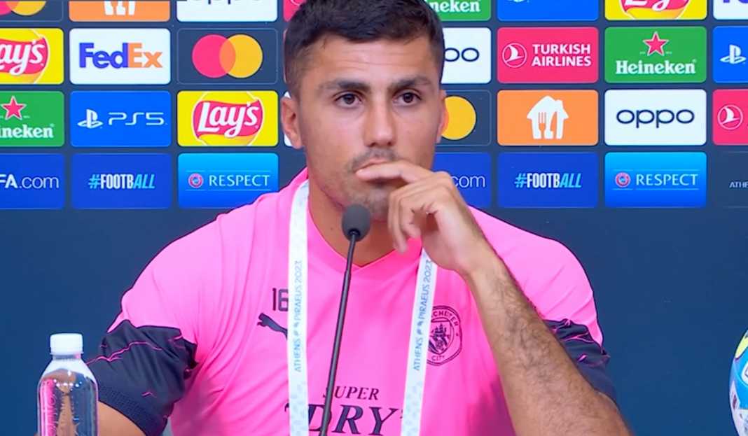Rodri dalam konferensi pers Manchester City Rodri Ingin Tampil Lebih Produktif, Tegaskan Manchester City Siap Juara Liga Super Eropa