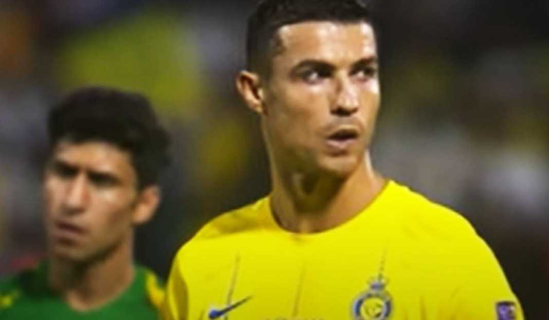 Ronaldo Saat Menendang Penalti diLaga Al-Nassr vs Al Shorta Reaksi Georgina Rodriguez Usai Cristiano Ronaldo Bawa Al-Nassr ke Final Liga Champions Arab