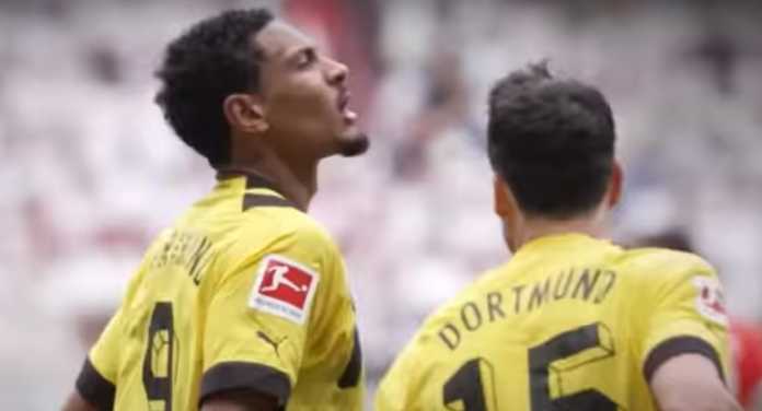 Sebastien Haller saat baru saja cetak gol untuk Borussia Dortmund