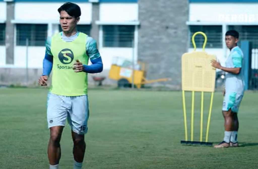 Sesi latihan Persib Bandung