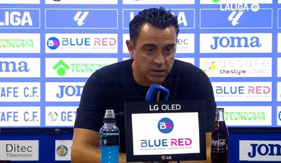 Xavi Hernandez Sedang Konferensi Pers diLaga Getafe vs Barcelona Getafe vs Barcelona, Xavi Hernandez Nggak Puas dengan Hasil Laga