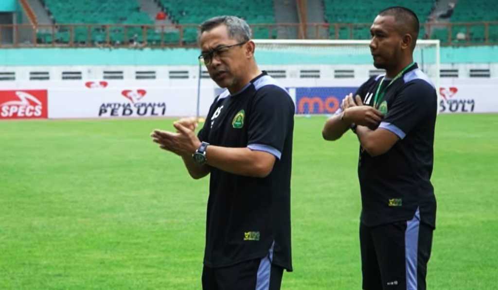 Persikabo 1973 Masih Loyo, Aji Santoso Kirim Sinyal Rombak Tim