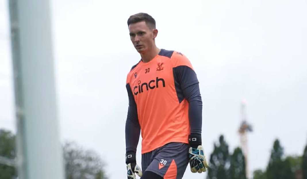 Dean Henderson Sedang Latihan di Crystal Palace Crystal Palace Tandang ke Old Trafford di Piala Liga, Dean Henderson Berpotensi Tampil!