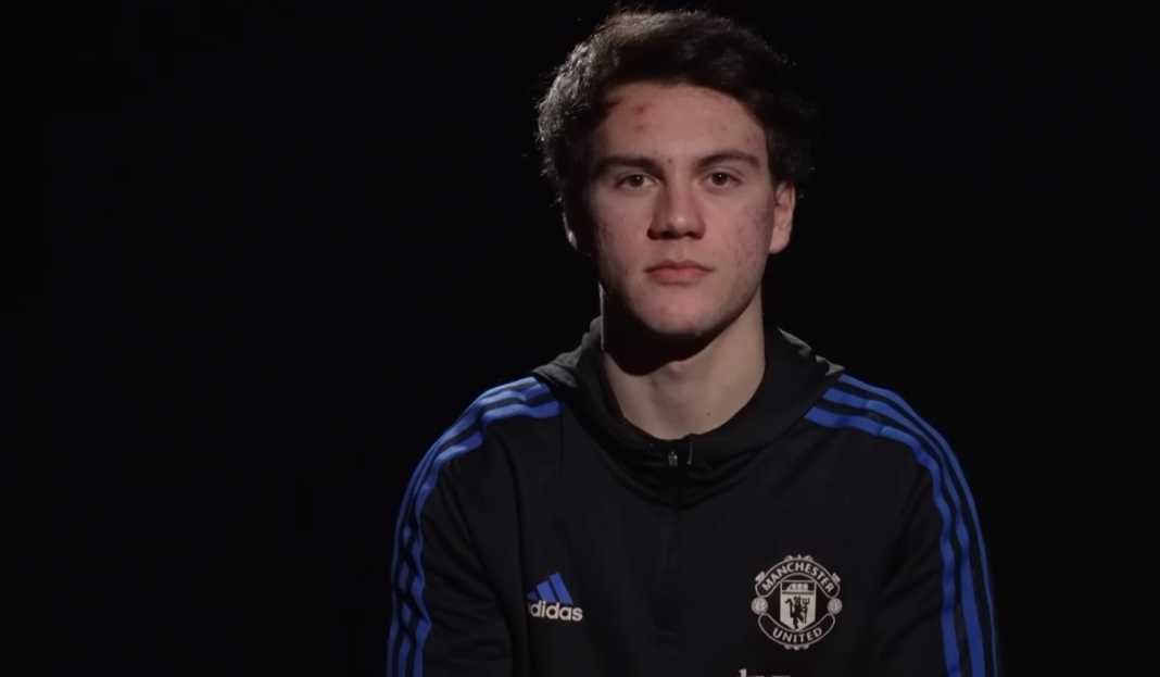 Facundo Pellistri dalam wawancara di MUTV Facundo Pellistri Latihan Keras Demi Sesuaikan Diri Dengan Tuntutan di Manchester United