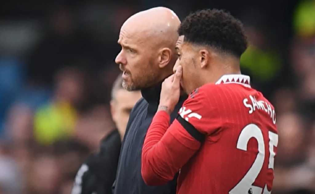 Jadon Sancho dan Erik ten Hag dalam sebuah laga yang dimainkan Manchester United