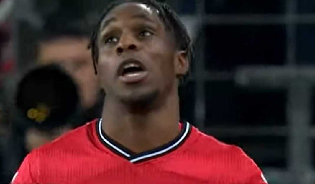 Jeremi Frimpong Tampil untuk Bayer Leverkusen Jeremie Frimpong Kena Dampak Tegasnya Ronald Koeman di Timnas Belanda