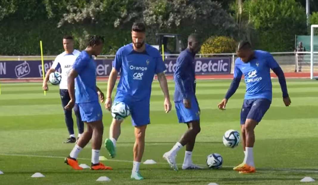 Latihan Timnas Perancis Alasan Didier Deschamps Masih Panggil Olivier Giroud Perkuat Timnas Perancis
