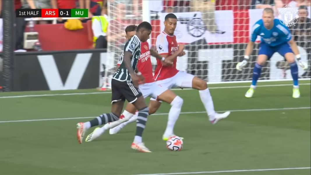 Marcus Rashford cetak gol ke gawang Arsenal pada pekan perdana Liga Inggris Daftar Pemain Manchester United yang Paling Senang Buang-buang Peluang