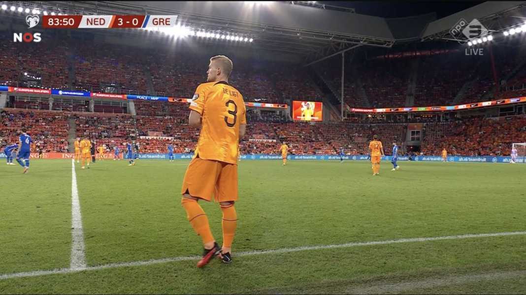 Matthijs de Ligt masuk menit 84 laga kontra Yunani Dihina di Bayern Munchen, Dihina Pula di Timnas Belanda, Mari Bersimpati Pada Matthijs de Ligt
