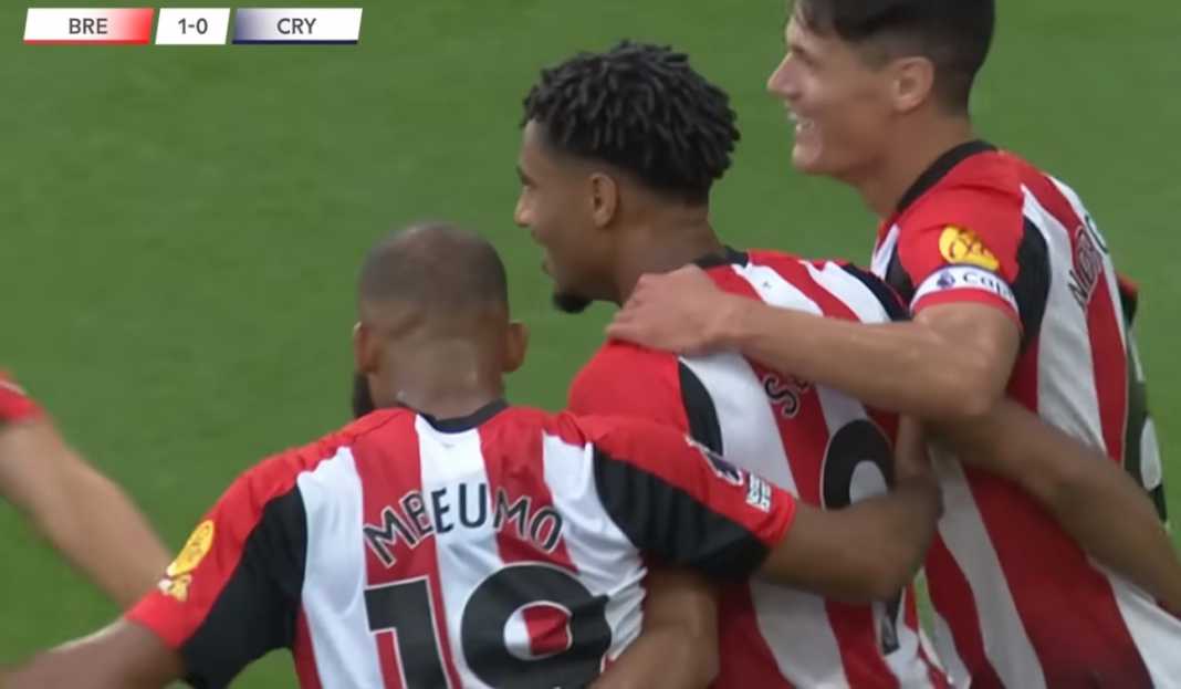 Para pemain Brentford rayakan gol ke gawang Crystal Palace Prediksi Liga Inggris : The Bees Coba Hindari Hattrick Hasil Imbang Saat Jamu Bournemouth