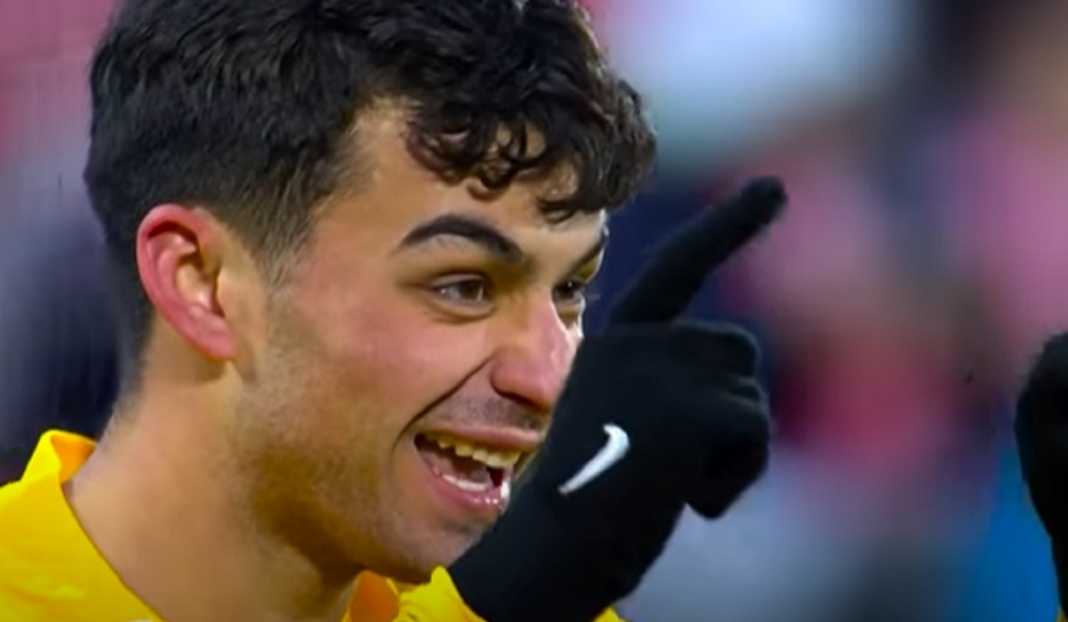 Pedri saat lakukan selebrasi gol di Barcelona