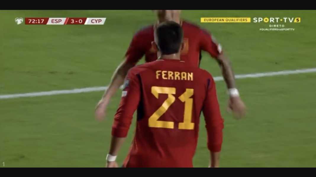 Perayaan gol Ferran Torres kontra Siprus 6 Gol Timnas Spanyol, Tiga oleh Pemain Barcelona, Satu Real Madrid