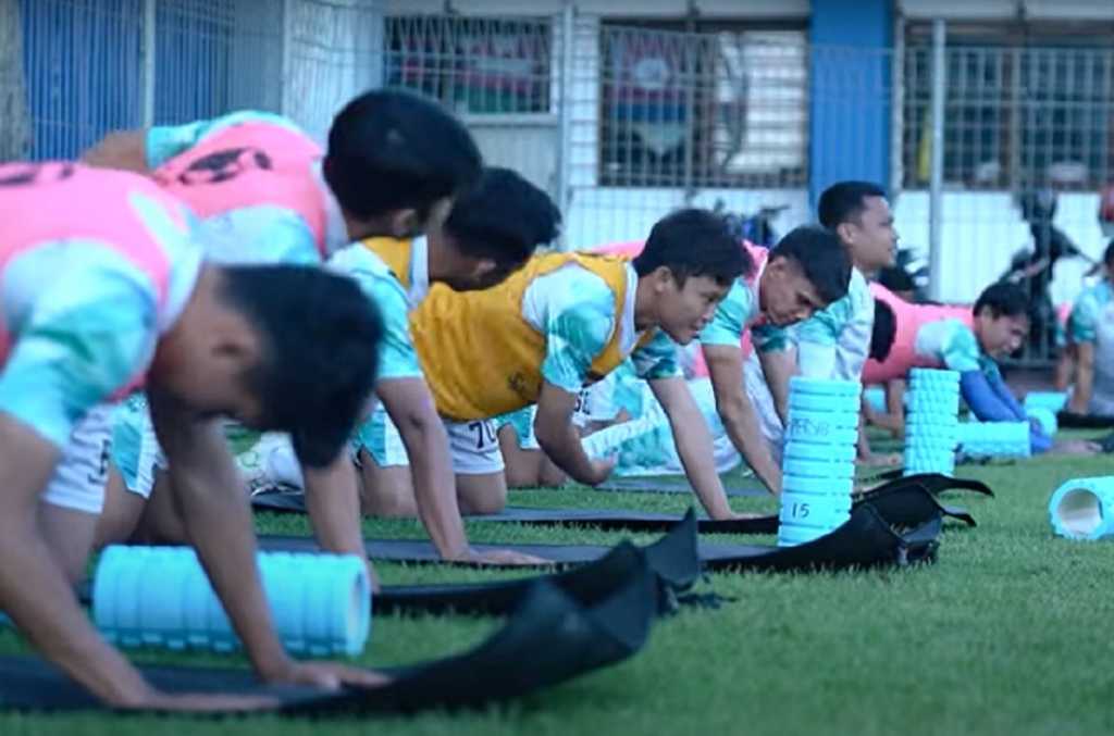 Persib Bandung dalam sesi latihan jelang hadapi Persikabo 1973