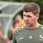 Steven Gerrard dalam sebuah sesi latihan di Al-Ettifaq