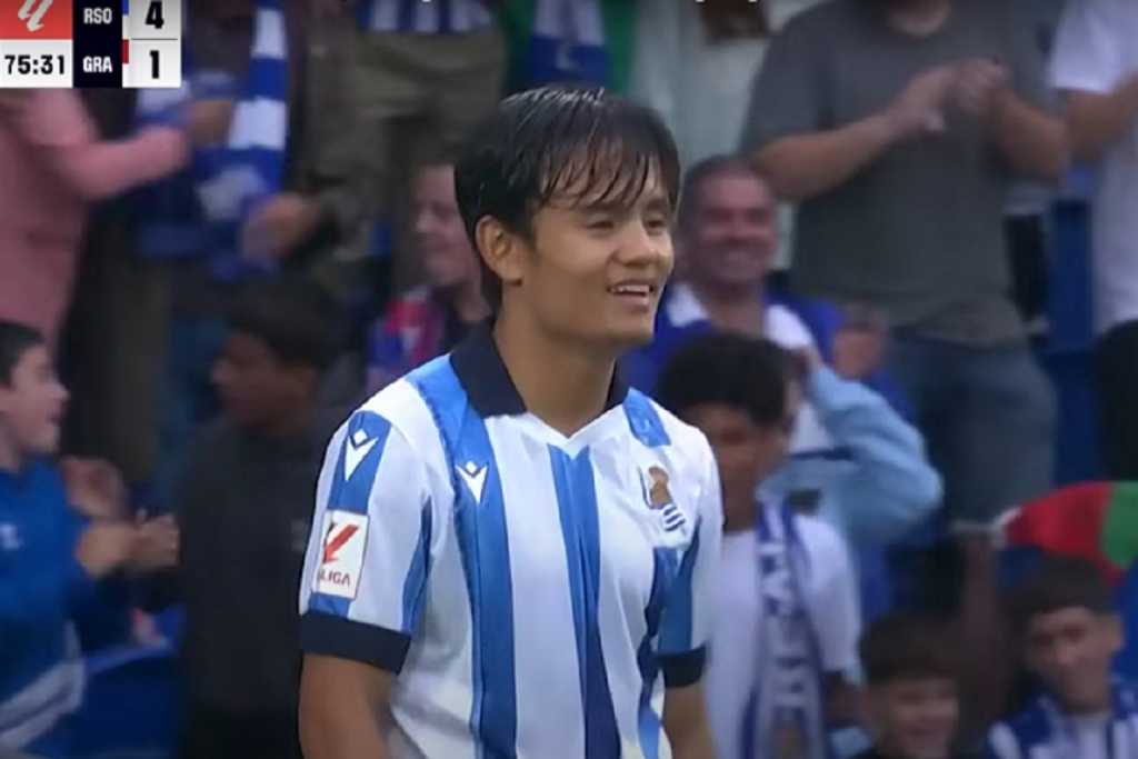 Tekfusa Kubo usai mencetak gol untuk Sociedad di laga vs Granada