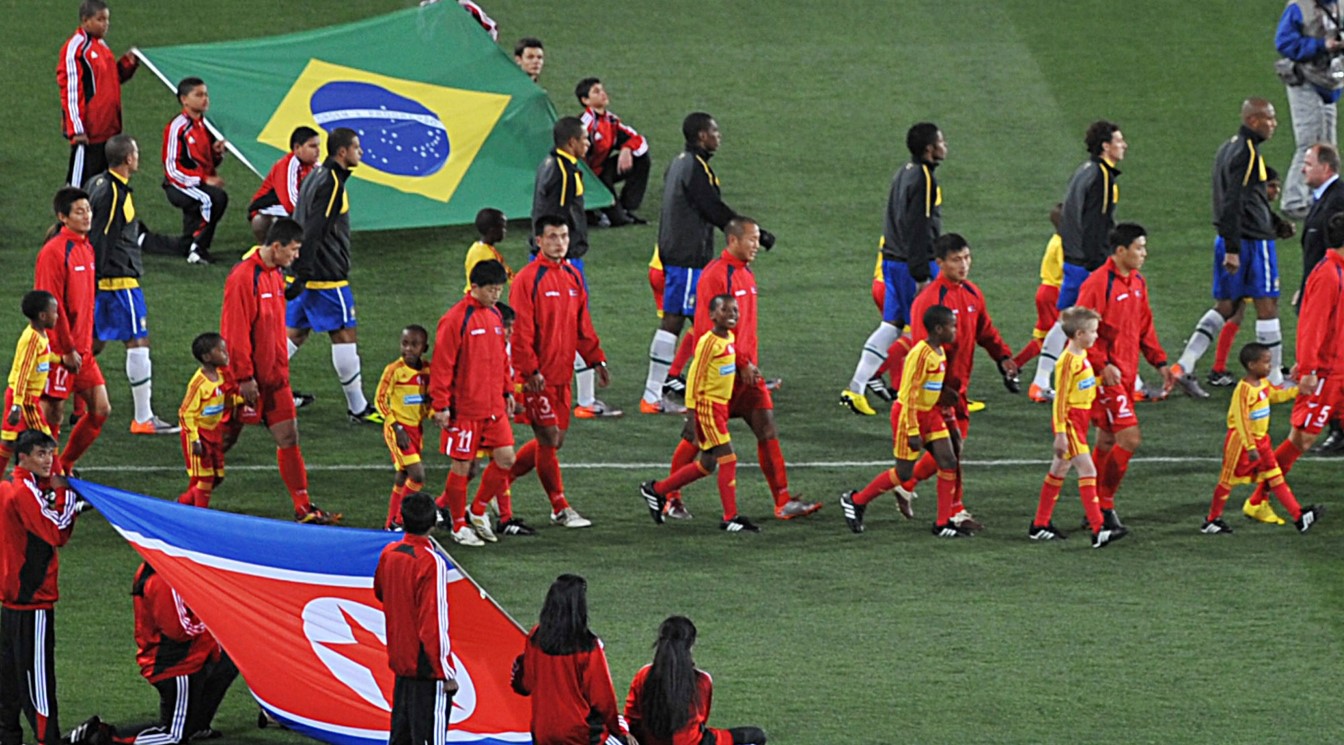 Timnas Korea Utara di Piala Dunia 2010 melawan Timnas Brasil