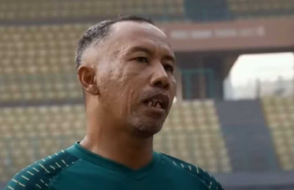 Uston Nawawi Selesaikan Tugasnya Sebagai Caretaker di Persebaya