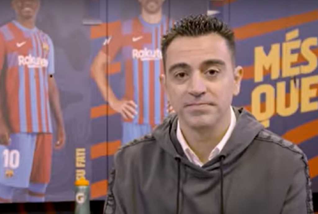 Xavi Hernandez dalam sebuah program di laman YouTube Barcelona