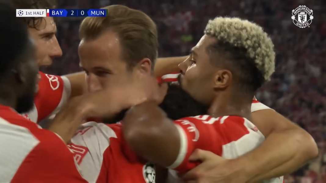 Adegan perayaan usai gol kedua Die Roten kontra Man Utd Lolos Tahap Grup Liga Champions Hanya Formalitas Bagi Bayern Munchen
